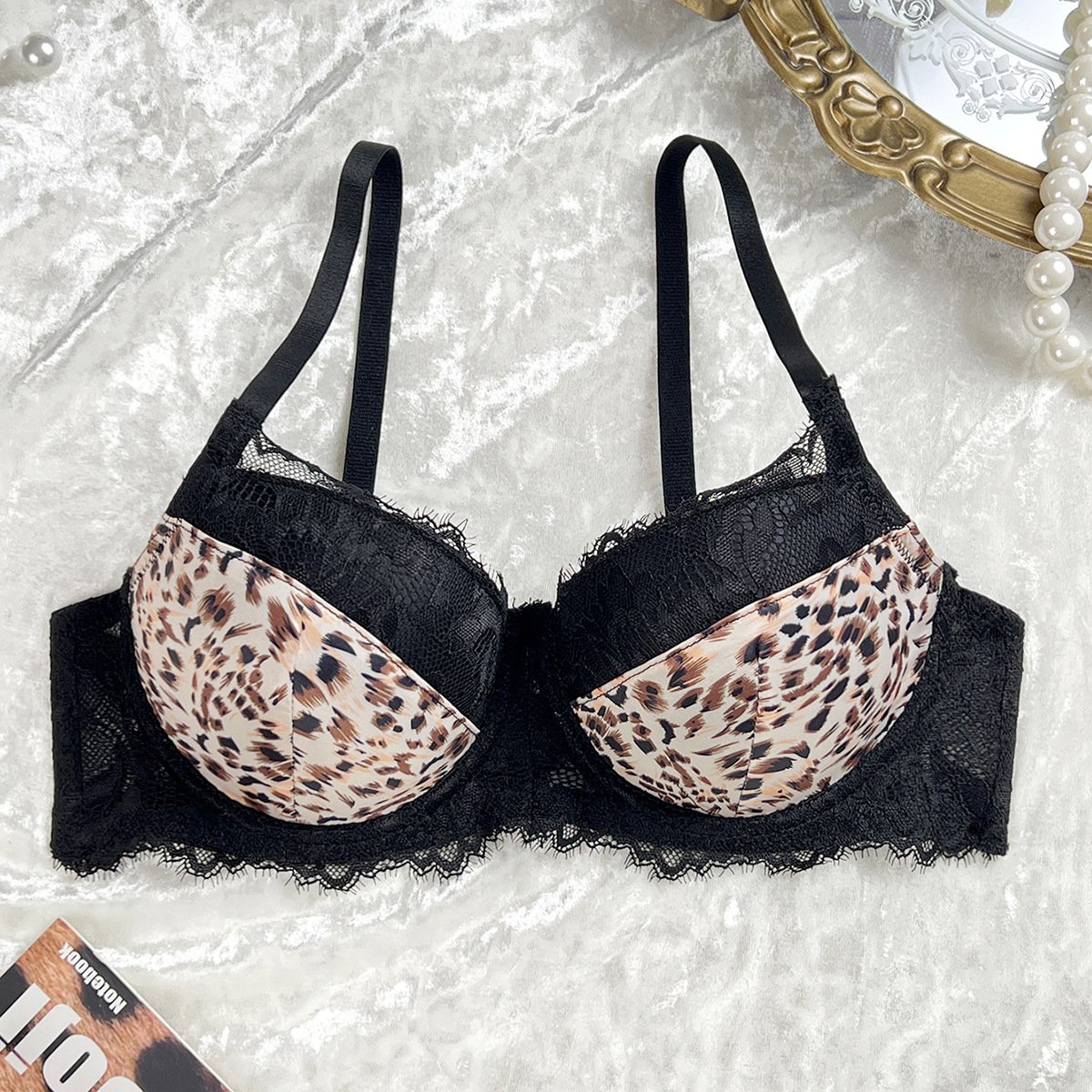 Wholesale Leopard Lace Full-Cup Bra CNW106